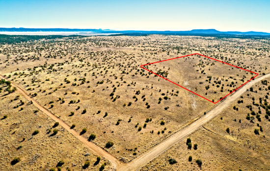 10 acres piece of land in Yavapai County, Arizona with great road access just off of the historic Highway 66 – Up For Grabs $900 down today!